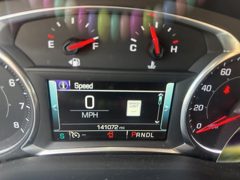 Used 2019 GMC Acadia SLT FWD image 5