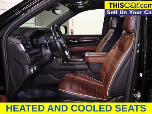 Used 2023 GMC Yukon XL Denali Ultimate AWD/4WD image 10