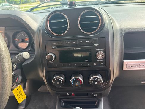 Used 2014 Jeep Compass Sport w/ Power Value Group AWD/4WD image 15