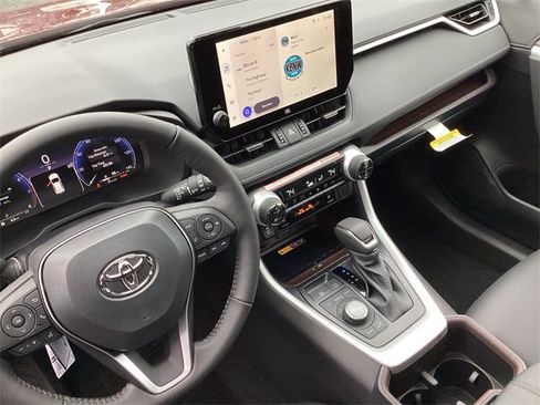 New 2025 Toyota RAV4 Limited image 27