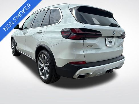 Certified 2024 BMW X5 xDrive40i w/ Premium Package AWD/4WD image 7