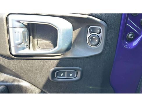 Used 2023 Jeep Wrangler Sport S image 18