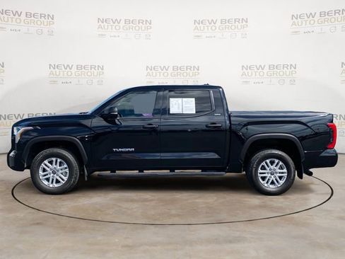 Used 2023 Toyota Tundra SR5 w/ SR5 Convenience Package AWD/4WD image 2