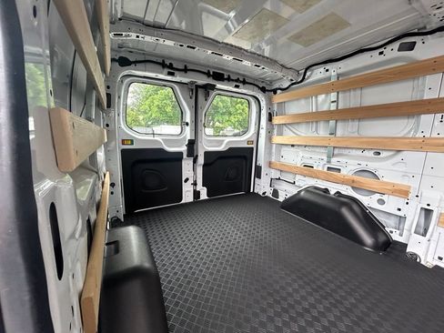 Used 2025 Ford Transit 250 Low Roof w/ Exterior Upgrade Package RWD image 13