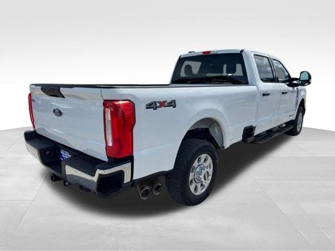 Used 2024 Ford F350 XLT AWD/4WD image 5