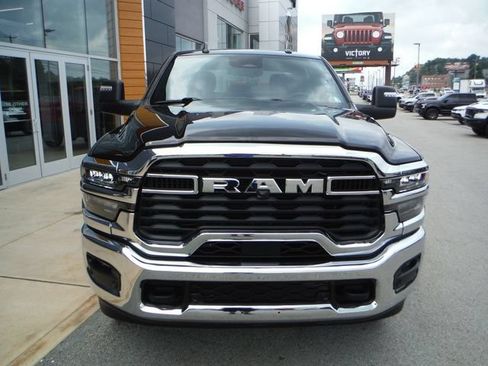 Certified 2026 RAM 2500 Big Horn AWD/4WD image 6