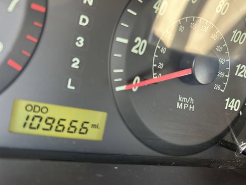 Used 2005 Hyundai Elantra GLS image 13