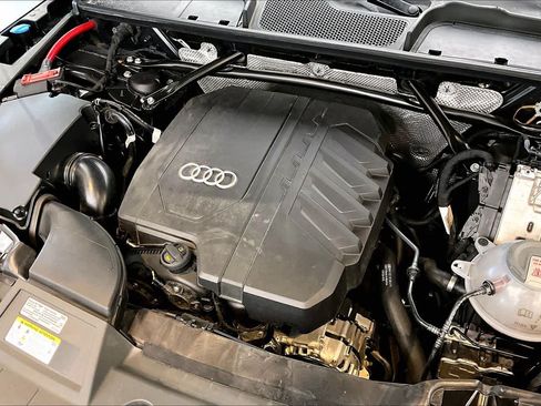 Used 2023 Audi Q5 2.0T Premium Plus w/ Premium Plus Package AWD/4WD image 31