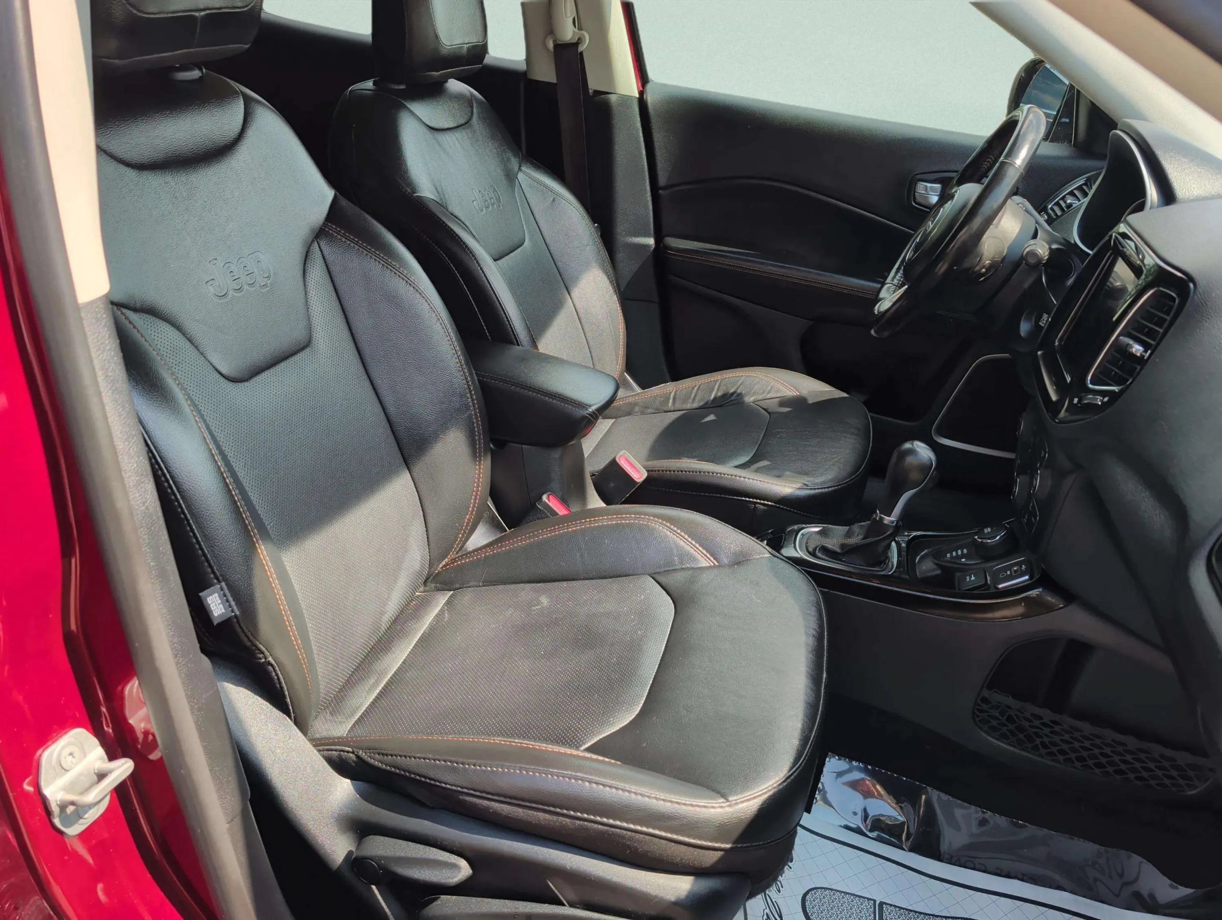 Used 2021 Jeep Compass Limited AWD/4WD image 29