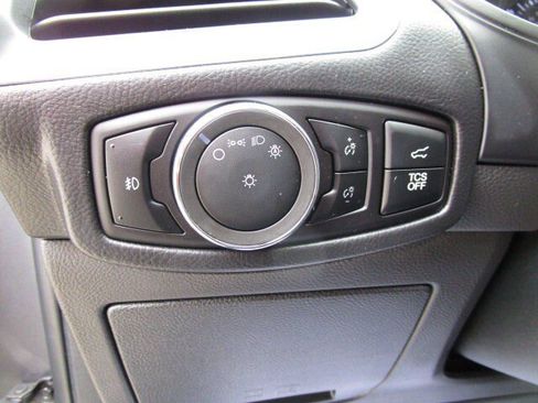 Used 2024 Ford Edge Titanium w/ Equipment Group 301A AWD/4WD image 17