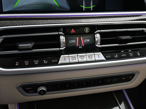 Used 2022 BMW X5 M50i w/ Executive Package image 18