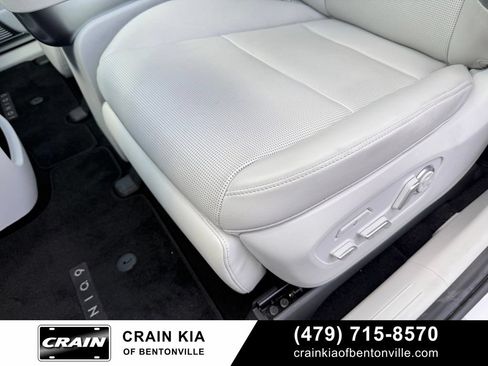 Used 2026 Hyundai Ioniq 9 Limited AWD/4WD image 23