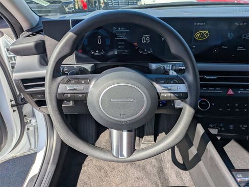 Used 2025 Hyundai Sonata SEL image 18