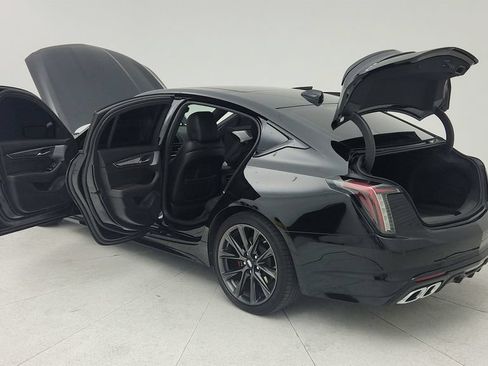 Used 2024 Cadillac CT5 V w/ Premium Package RWD image 11