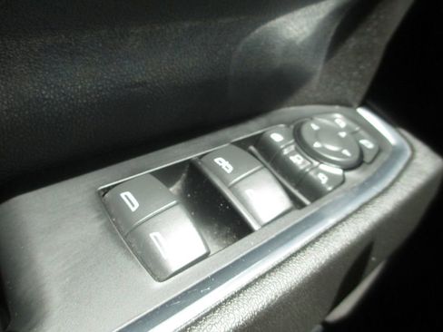 Used 2024 Chevrolet Silverado 3500 High Country w/ Technology Package AWD/4WD image 30