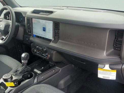New 2026 Ford Bronco 4-Door image 16