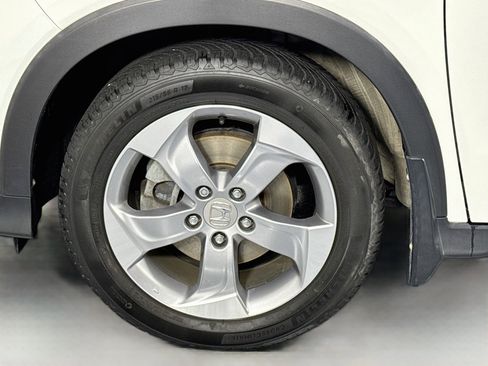 Certified 2017 Honda HR-V EX image 30
