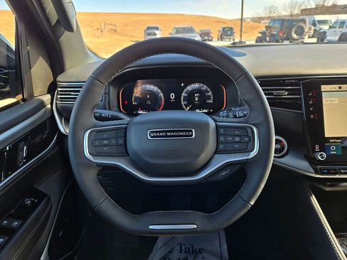 New 2026 Jeep Grand Wagoneer 4WD image 17