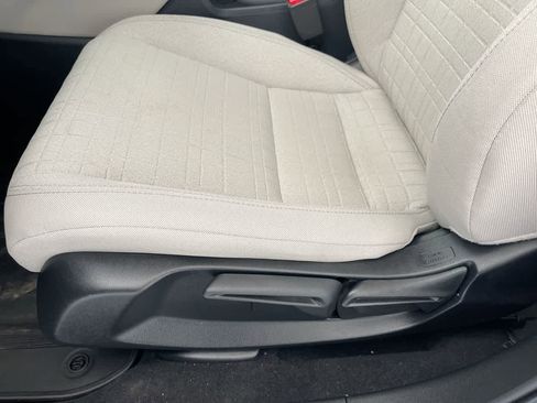 Used 2024 Honda HR-V LX image 21