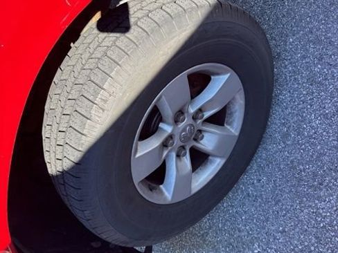 Used 2016 RAM 1500 Express image 7