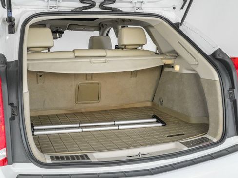Used 2014 Cadillac SRX Luxury w/ Driver Awareness Package FWD image 57
