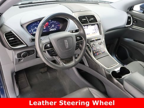 Used 2019 Lincoln Nautilus Reserve image 13