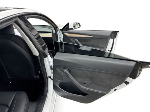 Certified 2023 Tesla Model 3 Standard Range RWD image 12