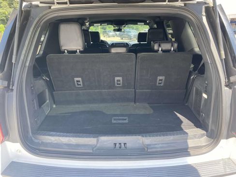 Used 2020 Ford Expedition XLT w/ Equipment Group 201A AWD/4WD image 10