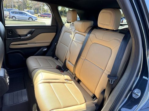 Used 2022 Lincoln Corsair Reserve w/ Equipment Group 201A image 24