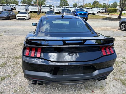 Used 2025 Ford Mustang GT Premium RWD image 7
