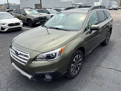 Used 2017 Subaru Outback 2.5i Limited AWD/4WD image 5