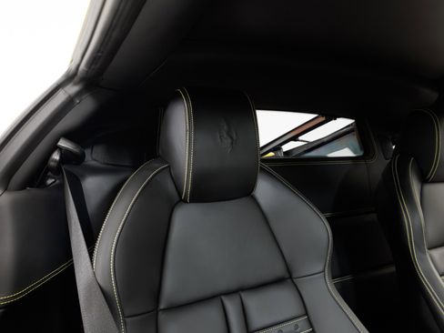 Used 2011 Ferrari 458 Italia Coupe RWD image 37