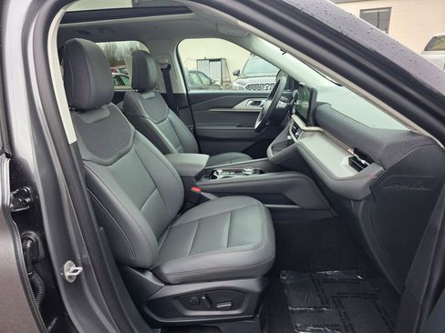 New 2026 Ford Explorer Active w/ Active Comfort Package image 26