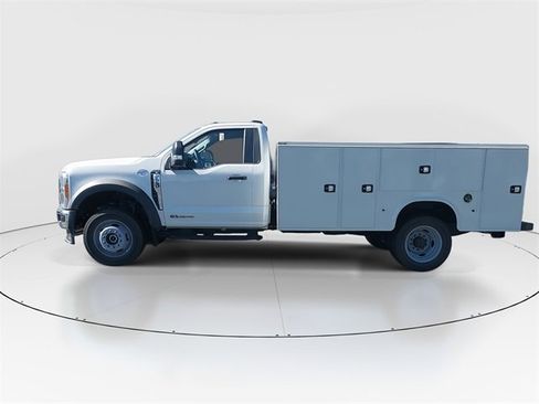 New 2023 Ford F550 4x4 Regular Cab Super Duty image 8