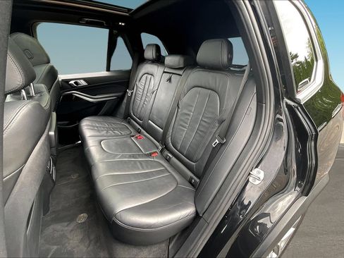 Used 2019 BMW X5 xDrive40i w/ Convenience Package AWD/4WD image 21