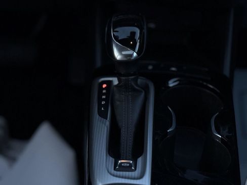 Certified 2024 Buick Envista Avenir image 21