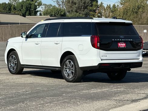 Certified 2025 Ford Expedition Max Active AWD/4WD image 5