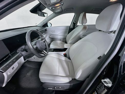 Used 2025 Hyundai Kona SEL FWD image 13