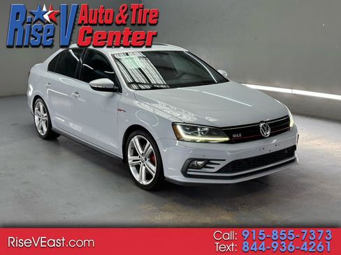 Used 2017 Volkswagen Jetta GLI FWD image 1