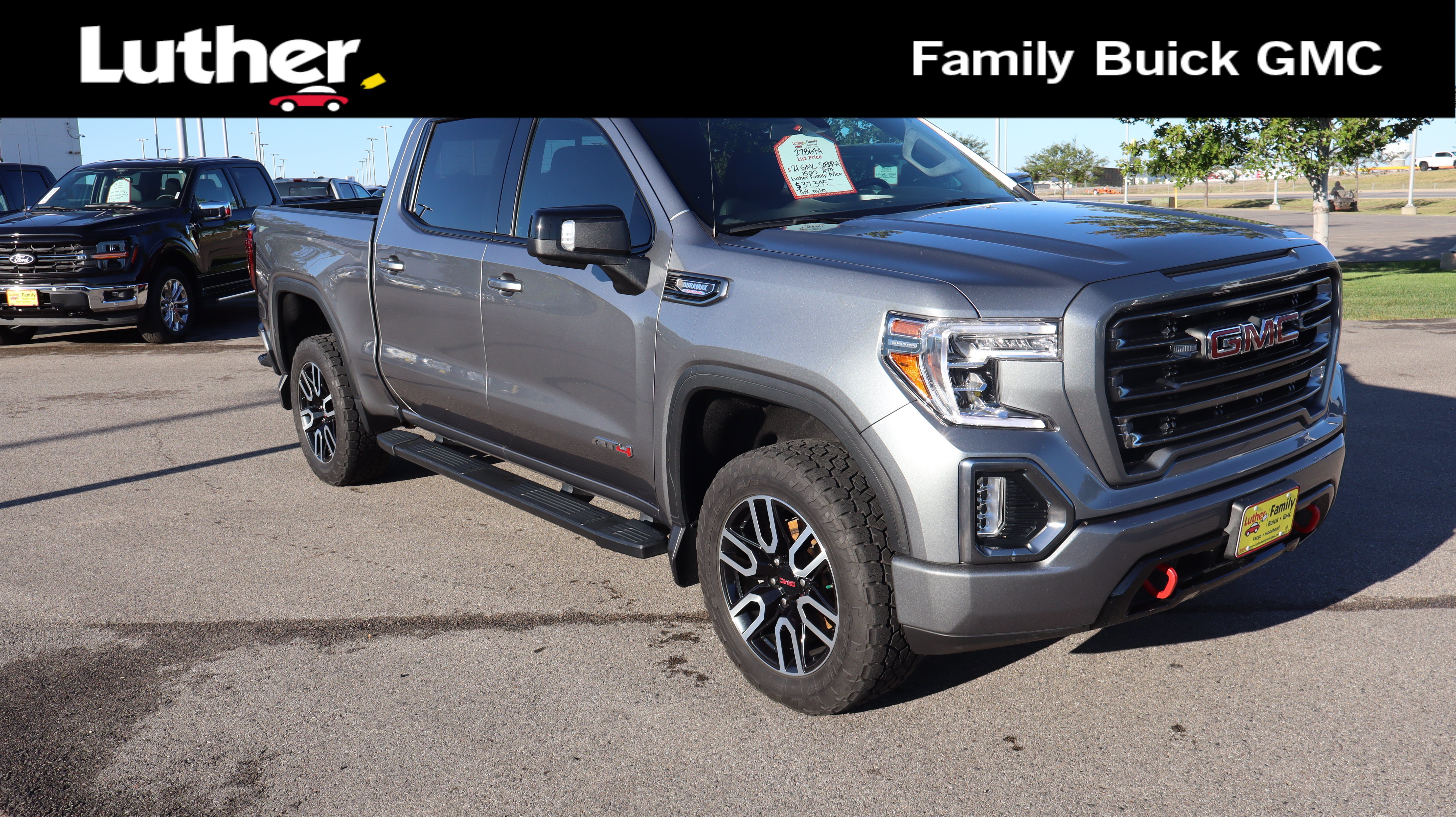 Used 2021 GMC Sierra 1500 AT4 w/ AT4 Preferred Package AWD/4WD image 1