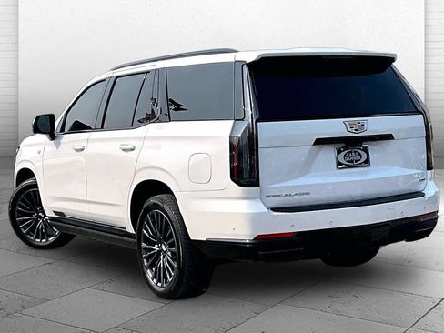 Used 2025 Cadillac Escalade Sport Platinum w/ LPO, Floor Liner Package AWD/4WD image 10