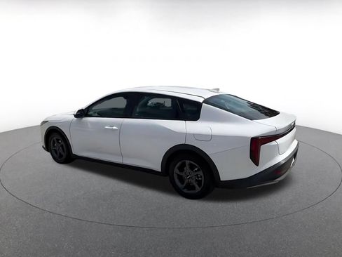 Used 2026 Kia K4 FWD image 9