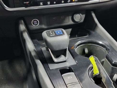Used 2021 Nissan Rogue SV AWD/4WD image 22