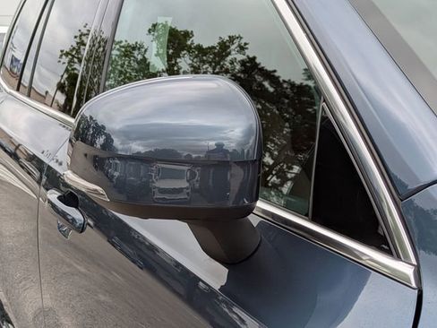 Certified 2023 Volvo XC90 B6 Plus AWD/4WD image 15