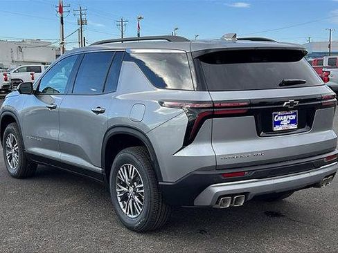 New 2026 Chevrolet Traverse LT w/ Driver Confidence Package image 7