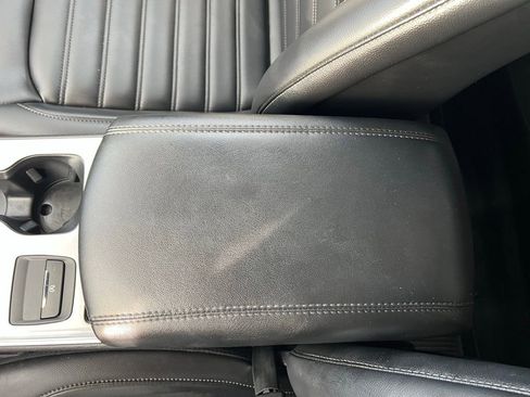 Used 2024 Ford Edge SEL w/ Convenience Package image 28