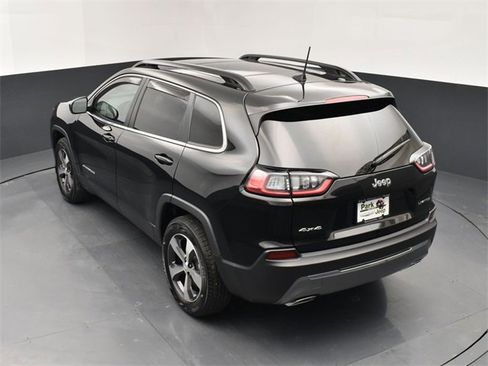 Used 2022 Jeep Cherokee Limited image 16