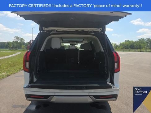 Used 2025 Ford Expedition Platinum AWD/4WD image 14