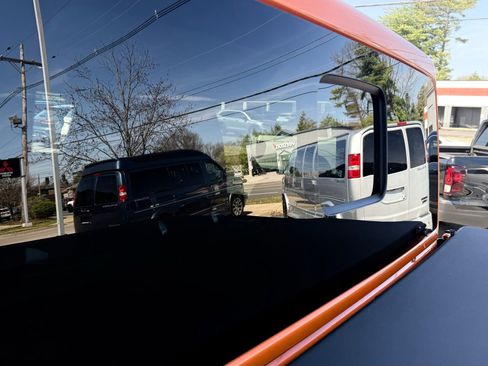 Used 2025 Jeep Gladiator Sport image 29