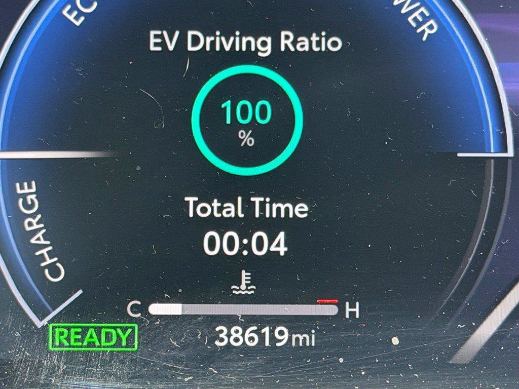 Used 2025 Toyota Camry XSE FWD image 18